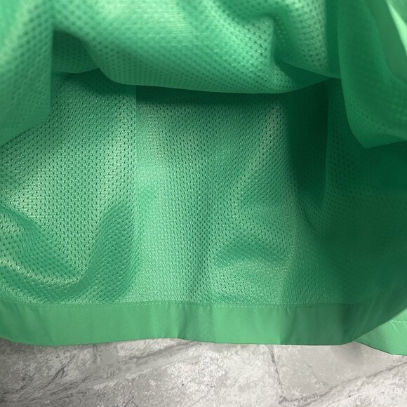 Under Armour Men's Icon Volley Short 5.5" NWT Size Medium (Vapor Green/White) - Picture 9 of 16